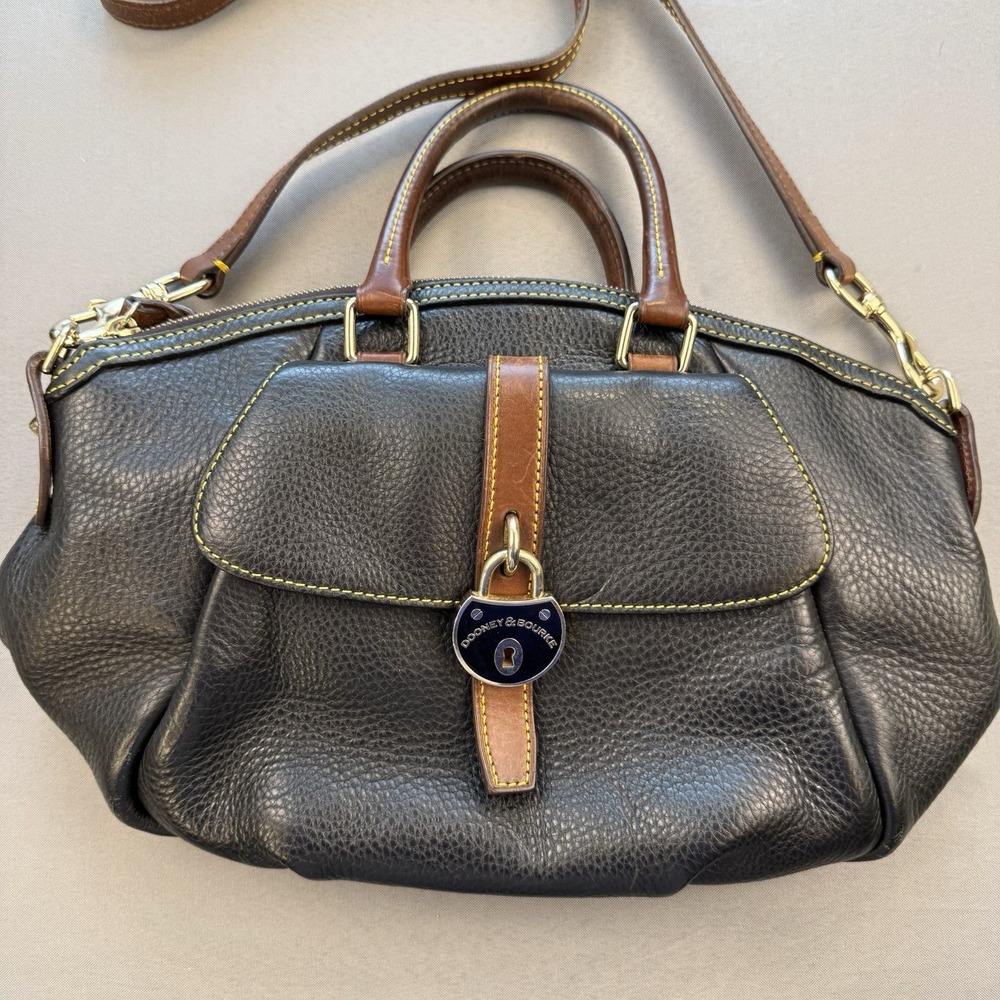Dooney & Bourke Florentine Leighton Tote Black Double Handles Shoulder Strap